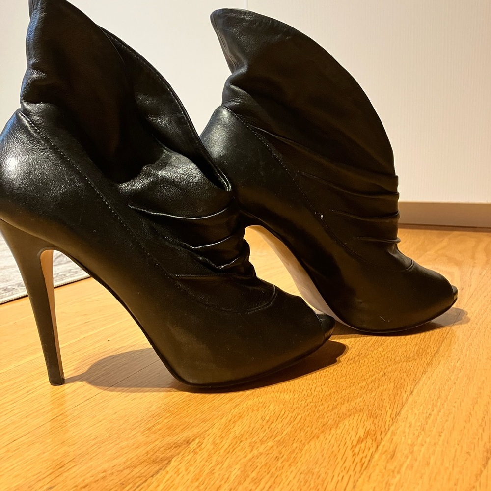 Also booties size 8